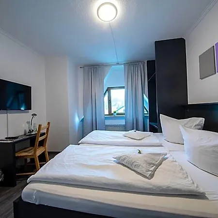 Central Bed & Breakfast 3*