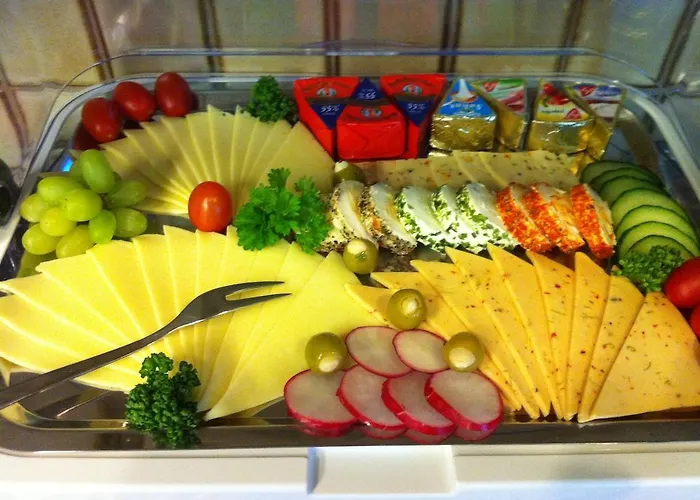 Oda ve Kahvaltı Central